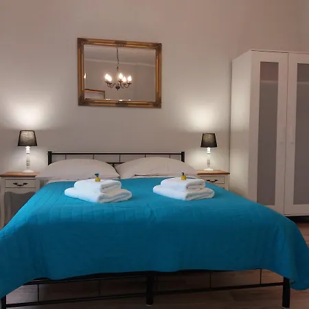 Апартаменты H&t Apartament Przy Bazylice Mariackiej *